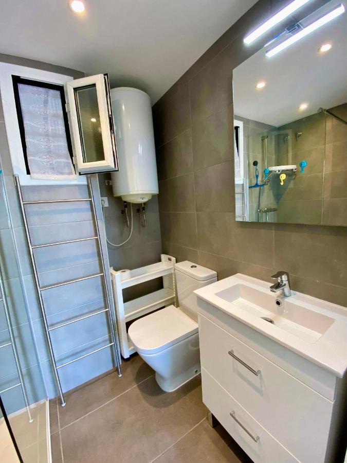 Studio Roses Beach ภายนอก รูปภาพ