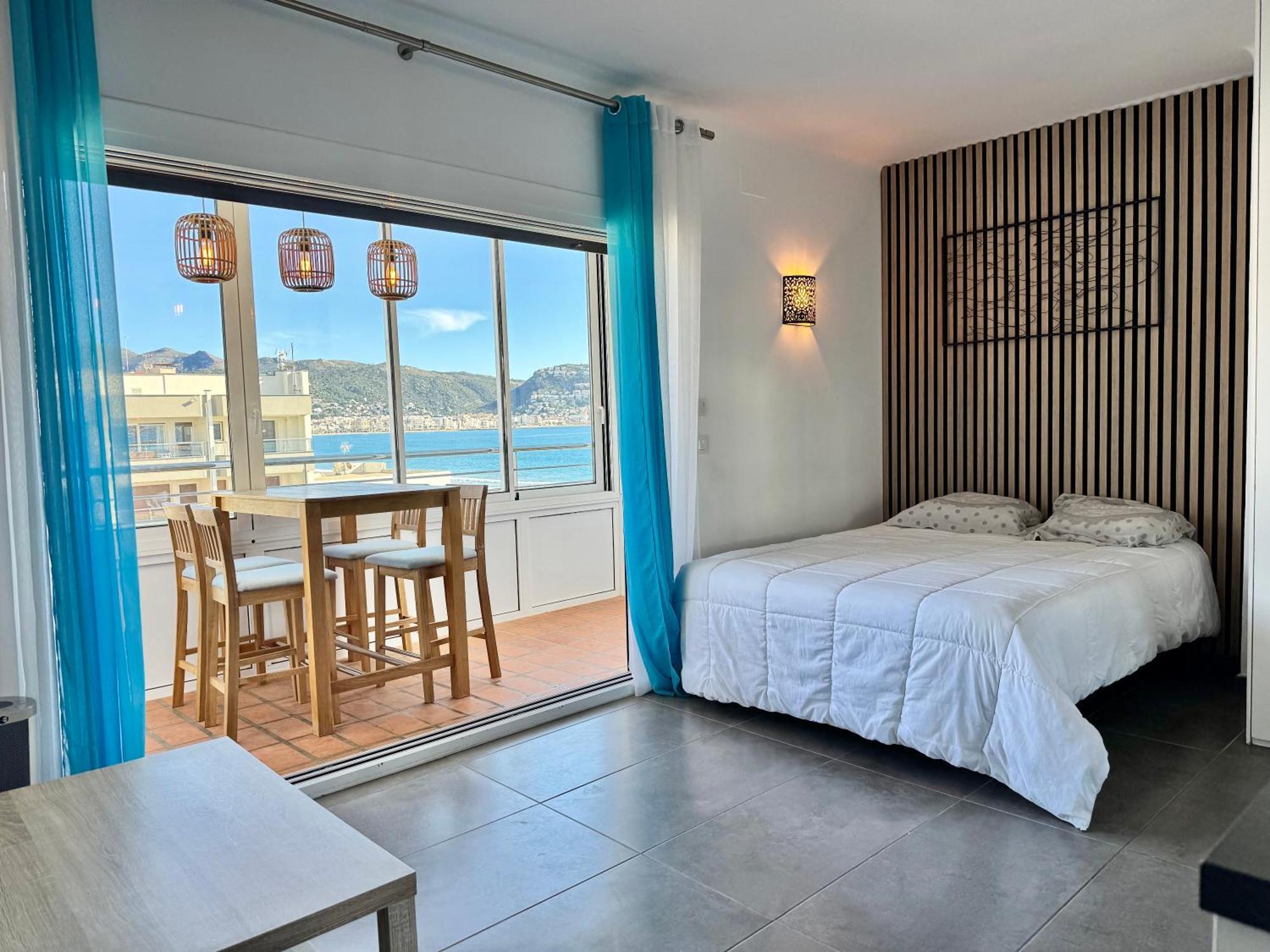 Studio Roses Beach ภายนอก รูปภาพ